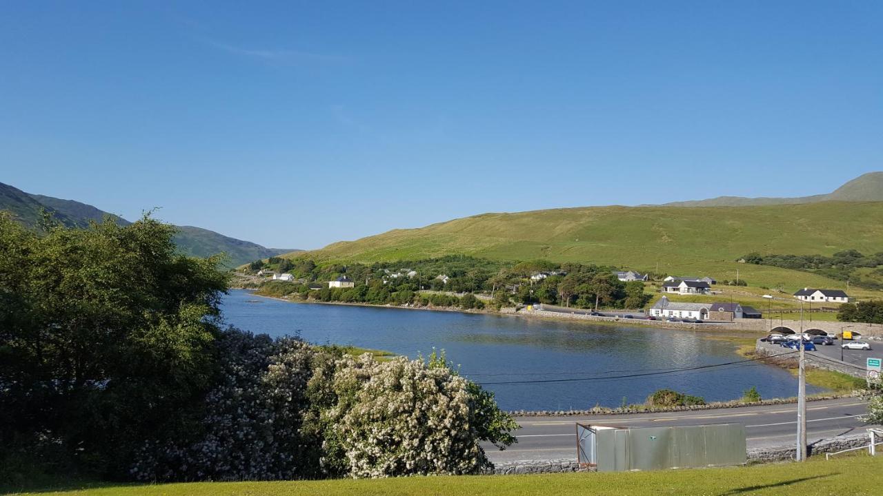 Portfinn Lodge Лийнан Екстериор снимка